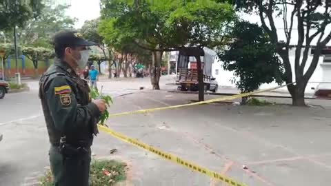 Video: La Policía evitó que asesinaran a un hombre, en Girón