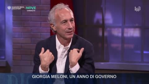 Berlinguer e Travaglio in tv commentano il primo anno di Lady Aspen Giorgia Meloni al Governo MERDALIA💩UN PAESE DI MERDA COMPOSTO DA POLITICI CORROTTI E SCHIAVI DEI LORO PADRONI E DA UN POPOLO D'IDIOTI