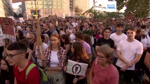 Hungary school smartphone ban sparks protests — where else in Europe are they prohibited?