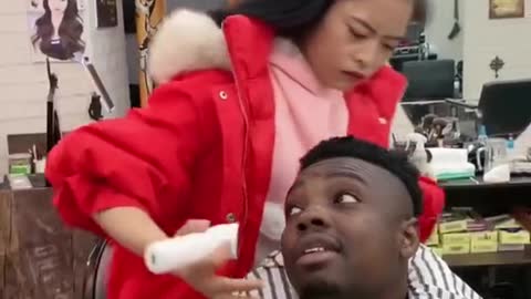 The Barber and the Customer funy video