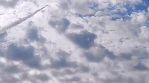 Video of a Ukrainian Buk-M1 engaging an aerial target.