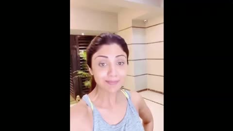 Shilpa shetty hot|yoga workout video. Shilpa shetty yoga|workout clips from| shilpa shetty instagra