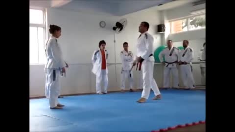 Incredible strokes of jiu-jitsu and self defense! Do not lose...