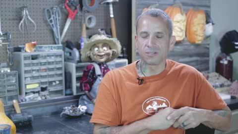 Watch Pumpkin Carving Master Ray Villafane Create Incredible Jack-O-Lanterns