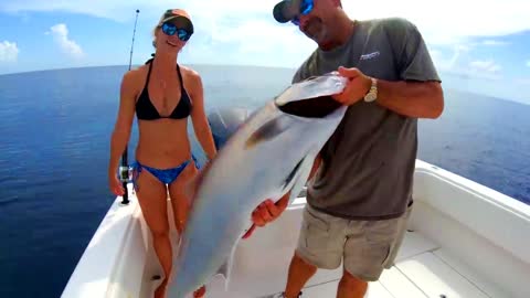 Girls FISHING day for MONSTER Amberjack