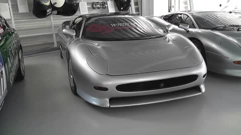 Jaguar XJ220 concept car at the British Motor Museum