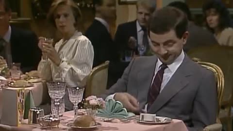 Funny Clip Mr. Bean Official