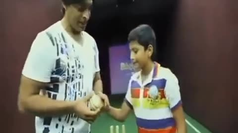 Speedster Shoaib Akhter tips