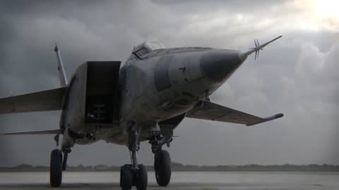 This Jet Terrified the West: The MiG-25 Foxbat