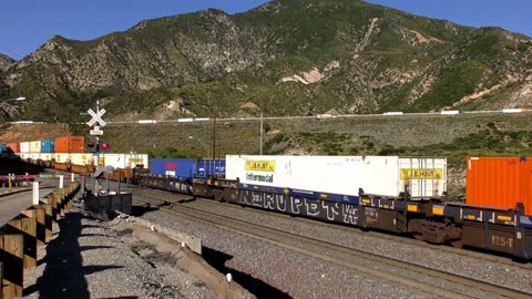 A Couple BNSF Trains at Highgrove, CA