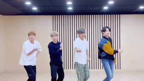 #BTS #방탄소년단 🕺Dance 'Dynamite' with me #Dance_Dynamite #BTS_Dynamite(1)