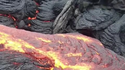 Banana thrown into Icelandic volcano lava at Reykjanes. WILL IT SURVIVE