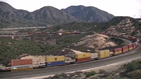 Over 2 mile long BNSF Stacktrain climbing Cajon Pass, 3x2x2- Full Length Video