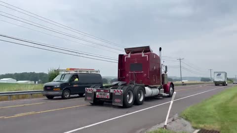 The Glorious Route No.222 - Antiques, Locals, And Largecars