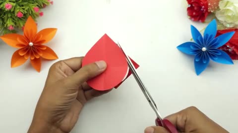 easy paper crafts how to make paper flowers daily handmade craft ideas