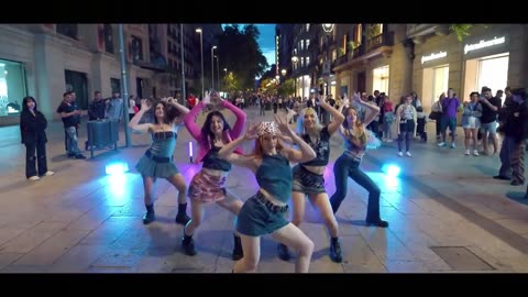 Hot Girls Street Dance on Queen card song