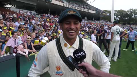 'He picked me up like I was two!': Khawaja on Green | Alinta News Wrap