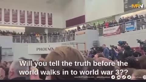 Obuttnut gets confronted for being a war monger 🍌🍌🍌