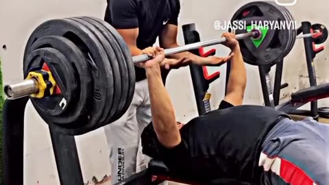 115 kg benchpress by indian powerlifter from haryana