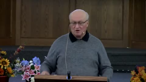 Dan Gibson in lecturing in Calgary, Canada