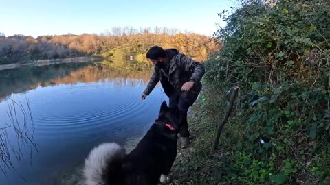 3 DAYS solo survival; Caught in a STORM with Dog. FISH, Catch and Cook. BUSHCRAFT Winter CAMPING