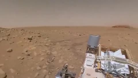 Video of the surface of Mars from NASA's Perseverance rover 🧡