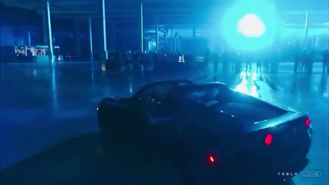 Elon Musk makes grand entrance...