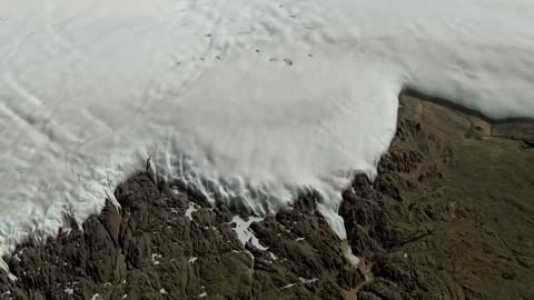 Massive Crater discovered under Greenland Ice