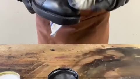 How To Mirror Shine on Boots