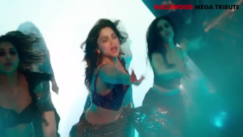 Choli Ke Peeche Hot Song Tribute, Kareena Kapoor Khan, Aayesa Khan, Sharvari , Regena