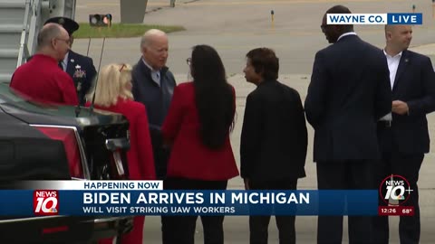 Biden almost FALLS even after they downgraded him to kiddie stairs || Jizak