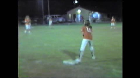 Lori - softball - 1986