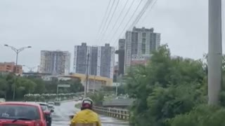 Lluvias en la autopista a Floridablanca