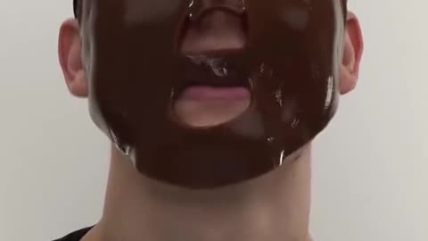 Chocolate face mask 😍😍😍