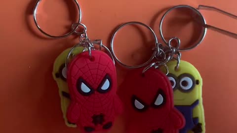 Key Pendant - Spider man fights the repairman