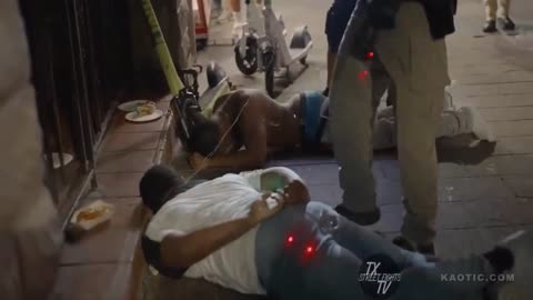 Texas Street Brawlers Tazed by Police