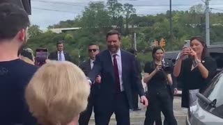 Primanti Bros restaurant in Pittsburgh, PA Refused to let JD Vance in to Greet his Supporters