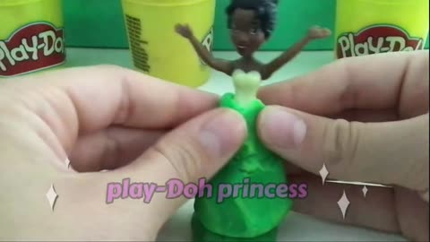 Princess Tiana (Play-Doh Dress Making)