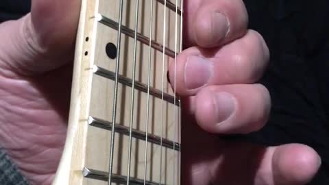 Guitar Theory - Using Adjacent Fingers To Fret Adjacent Notes On One String, And Adjacent Strings