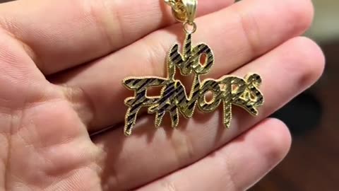 Solid Gold Rope Chain & No Favor Pendant