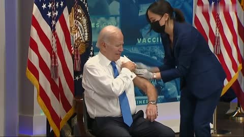 Leader of the Free World was upgraded to the latest version of #COVID19 vaccine.