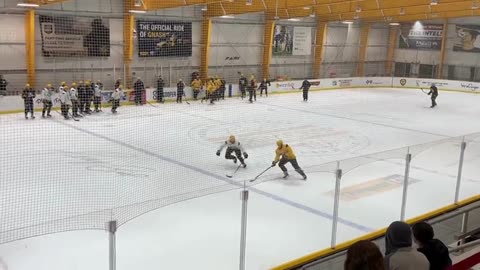 Joakim Kemell, Tanner Molendyk on the ice for Nashville Predators rookie camp