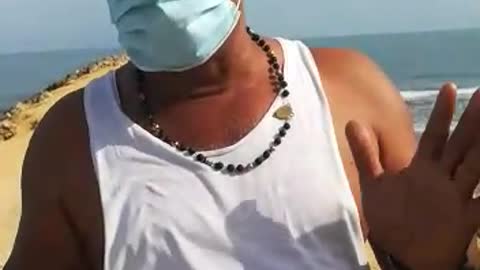 niño ahogado en las playas de manga