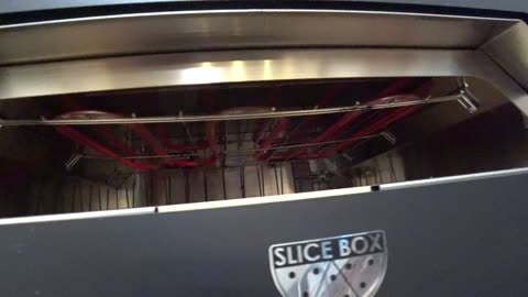 SLICE BOX ELECTRIC PIZZA OVEN