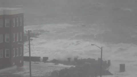 Live Scary Hurricane Footage by Seaside Apartment