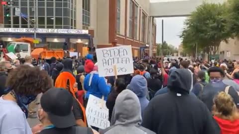 BLM & Antifa Riots 2020 - 2020-09-23-23-13-58-Louisville-KY.mp4