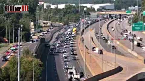 There's a convoy of right-wing protesters blocking lanes on the I-95 near DC.