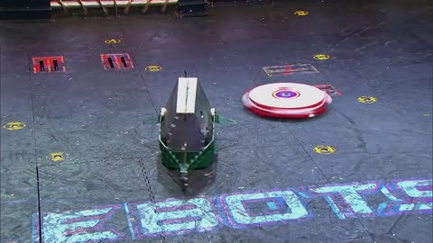 Chomp vs. Captain Shrederator - BattleBots