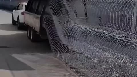 How to Install 50 feet of Razor Wire in Seconds