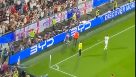 Angry England Fans Throw Beer Cups at Gareth Southgate